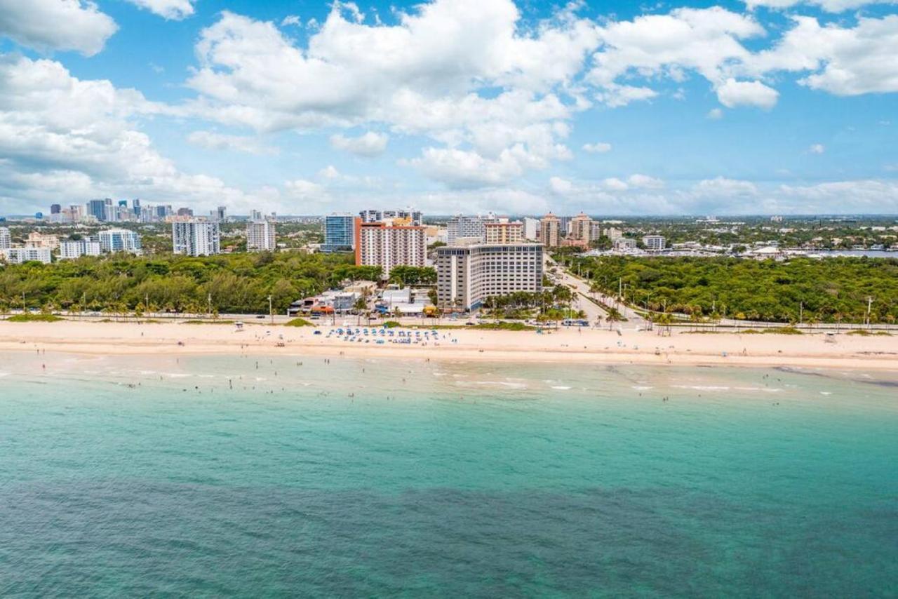 The Purple Pelican Beachfront With Ocean Balcony Unit 1 Fort Lauderdale Exterior foto