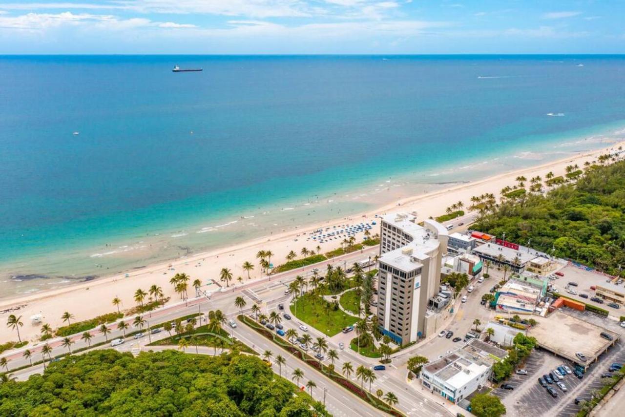The Purple Pelican Beachfront With Ocean Balcony Unit 1 Fort Lauderdale Exterior foto